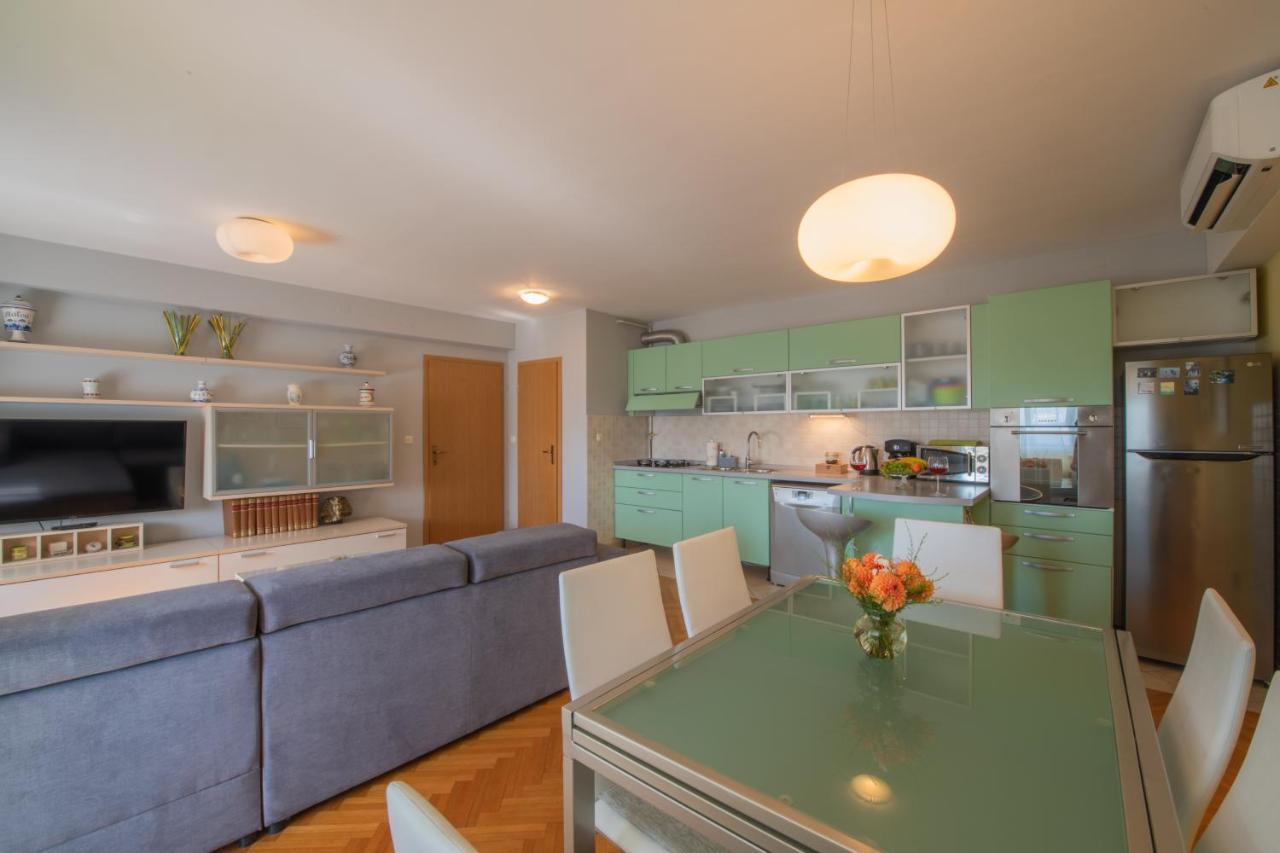 Apartman Silvija Osijek Exterior foto